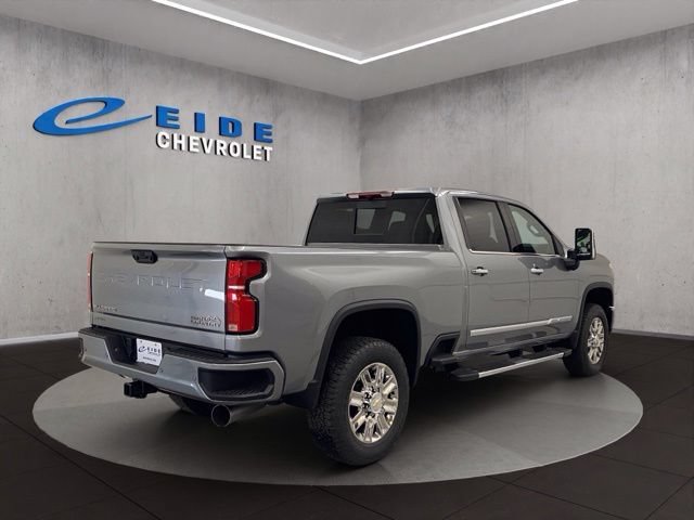 2026 Chevrolet Silverado 3500HD High Country - Photo 8