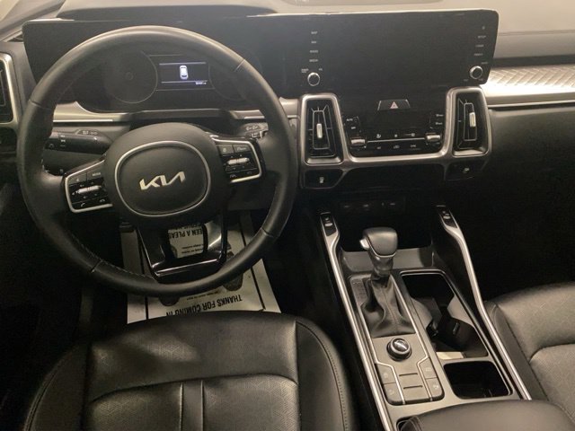 Used 2023 Kia Sorento S