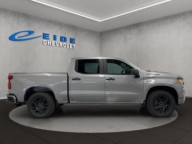 2026 Chevrolet Silverado 1500 Custom - Photo 2