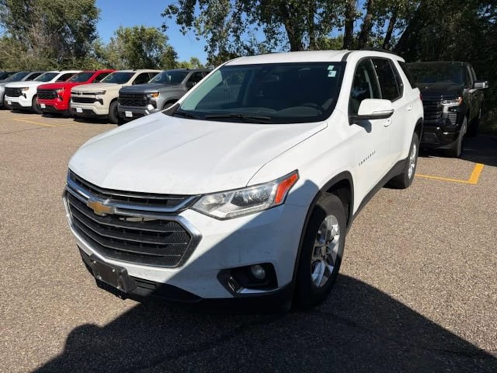 Used 2021 Chevrolet Traverse LT Cloth SUV