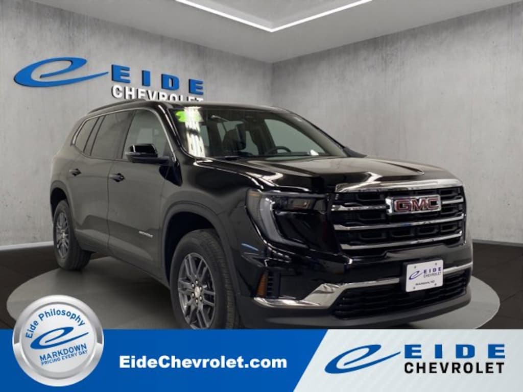 Used 2025 GMC Acadia Elevation SUV