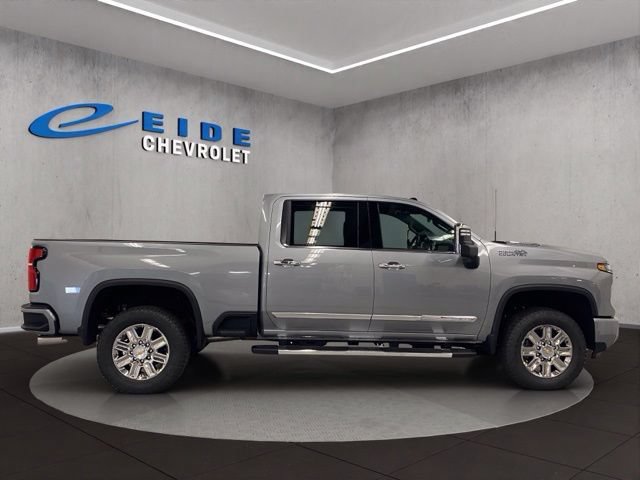 2026 Chevrolet Silverado 3500HD High Country - Photo 9