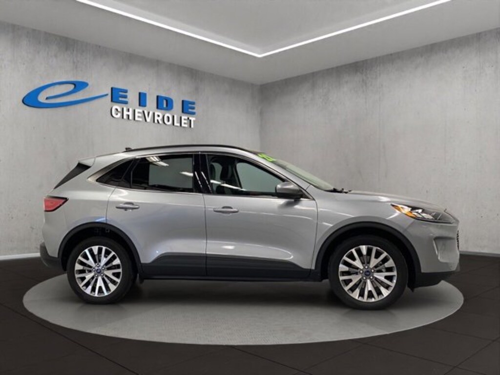Used 2022 Ford Escape Titanium Hybrid