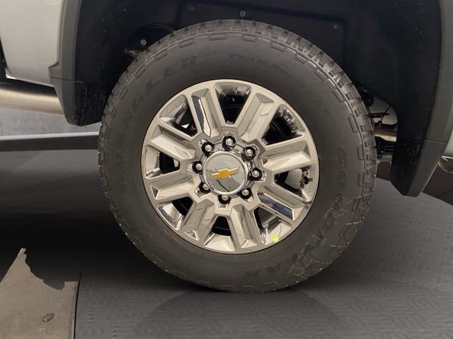 2026 Chevrolet Silverado 3500HD High Country - Photo 39
