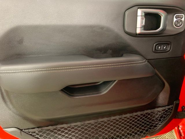 2023 Jeep Wrangler 4-Door Sahara - Photo 28