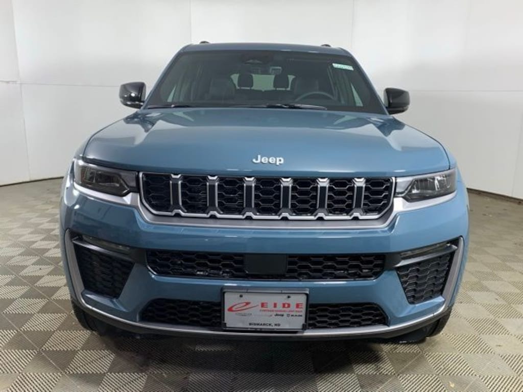 New 2026 Jeep Grand Cherokee L LIMITED 4X4 Sport Utility