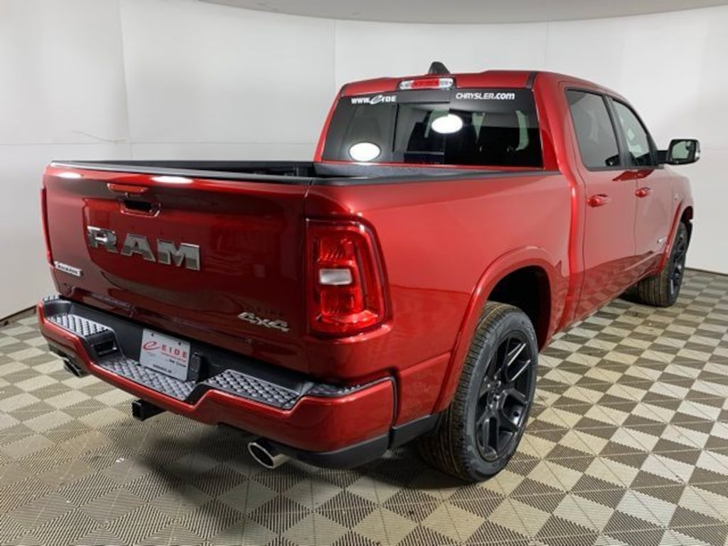 New 2026 Ram 1500 LARAMIE CREW CAB 4X4 5'7 BOX Pickup