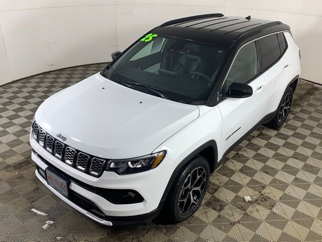 2025 Jeep Compass Limited - Photo 9