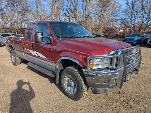 2002 Ford F-250 XLT photo 2