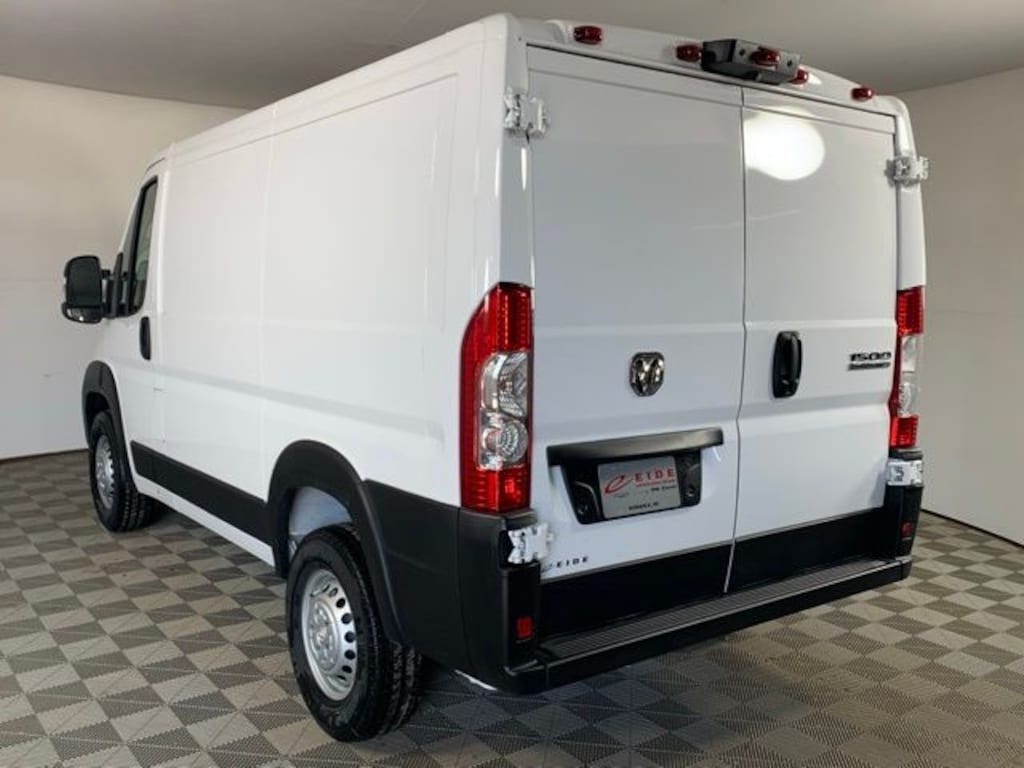 New 2026 Ram ProMaster PROMASTER 1500 TRADESMAN CARGO VAN LOW ROOF 118' W Cargo Van
