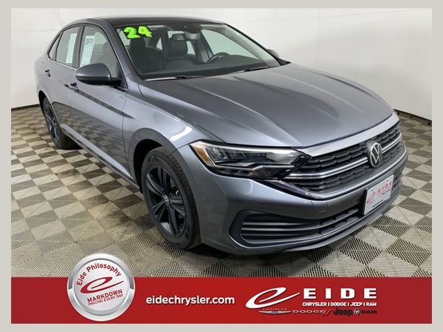 2024 Volkswagen Jetta 1.5T SE Auto SULEV's photo