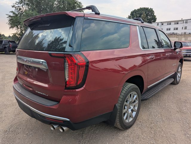 2023 GMC Yukon XL Denali - Photo 13