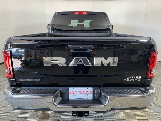 2025 Ram 2500 Big Horn photo 3