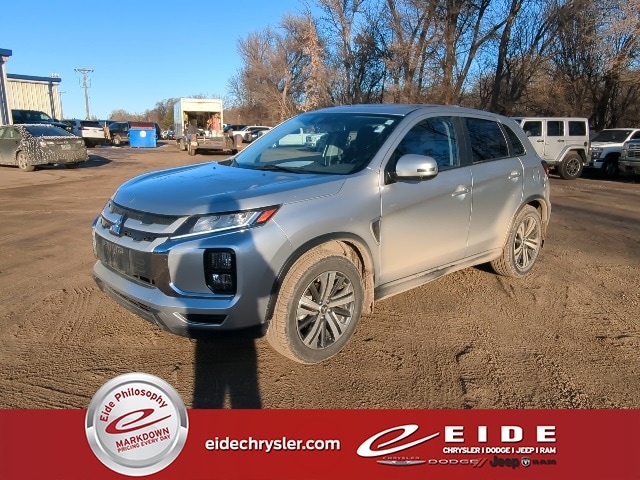 2021 Mitsubishi Outlander Sport SE's photo