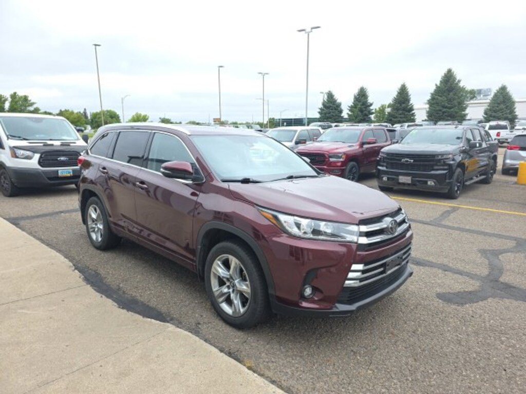 Used 2019 Toyota Highlander Limited V6 SUV