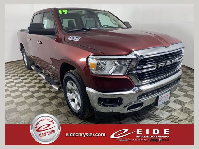 2019 RAM 1500 Big Horn/Lone Star 4x4 Crew Cab 6'4's photo