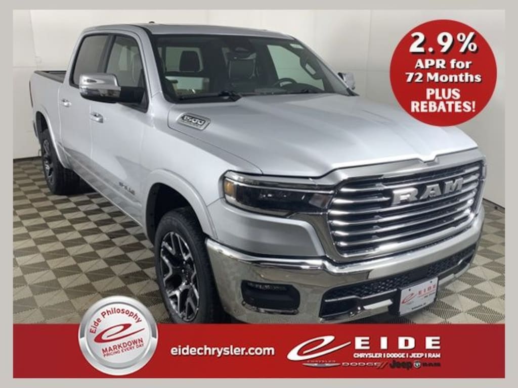 New 2026 Ram 1500 LARAMIE CREW CAB 4X4 5'7 BOX Pickup