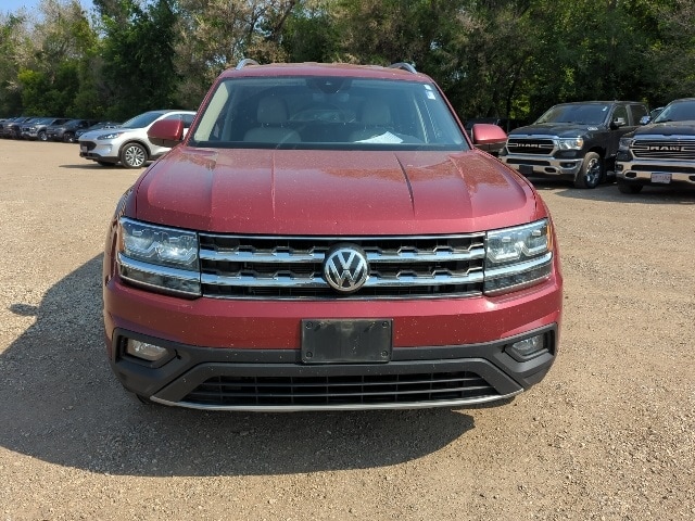 Used 2019 Volkswagen Atlas SE w/Tech with VIN 1V2UR2CA9KC530295 for sale in Bismarck, ND