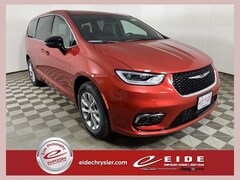 2026 Chrysler Pacifica SELECT AWD Passenger Van