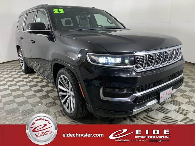 2023 Jeep Grand Wagoneer Series II's photo