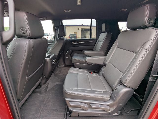 2023 GMC Yukon XL Denali - Photo 8