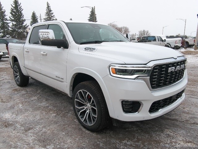 2025 Ram 1500 photo 2