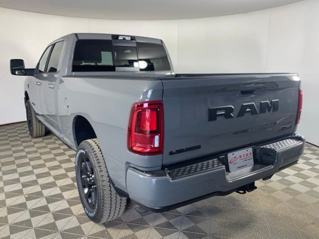 New 2026 Ram 2500 LARAMIE CREW CAB 4X4 6'4 BOX Pickup