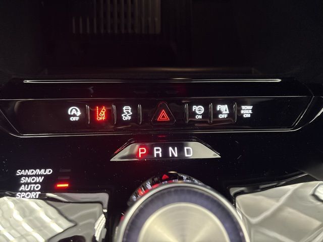 2026 Jeep Grand Wagoneer 85th Anniversary - Photo 39