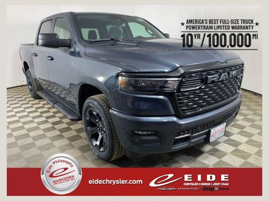 New 2026 Ram 1500 EXPRESS CREW CAB 4X4 5'7 BOX Pickup