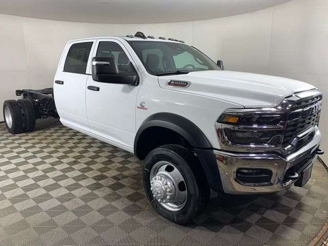2026 RAM 5500 Base's photo