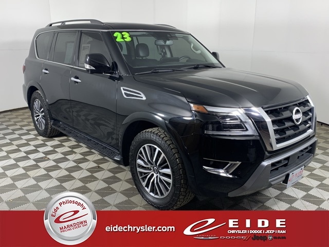 2023 Nissan Armada SL's photo
