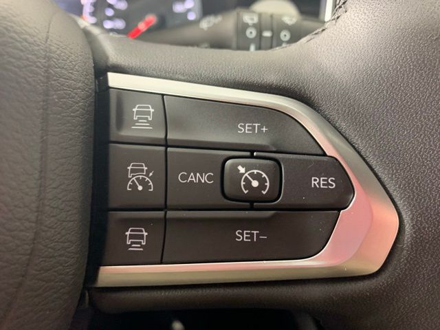 2025 Jeep Compass Limited - Photo 18