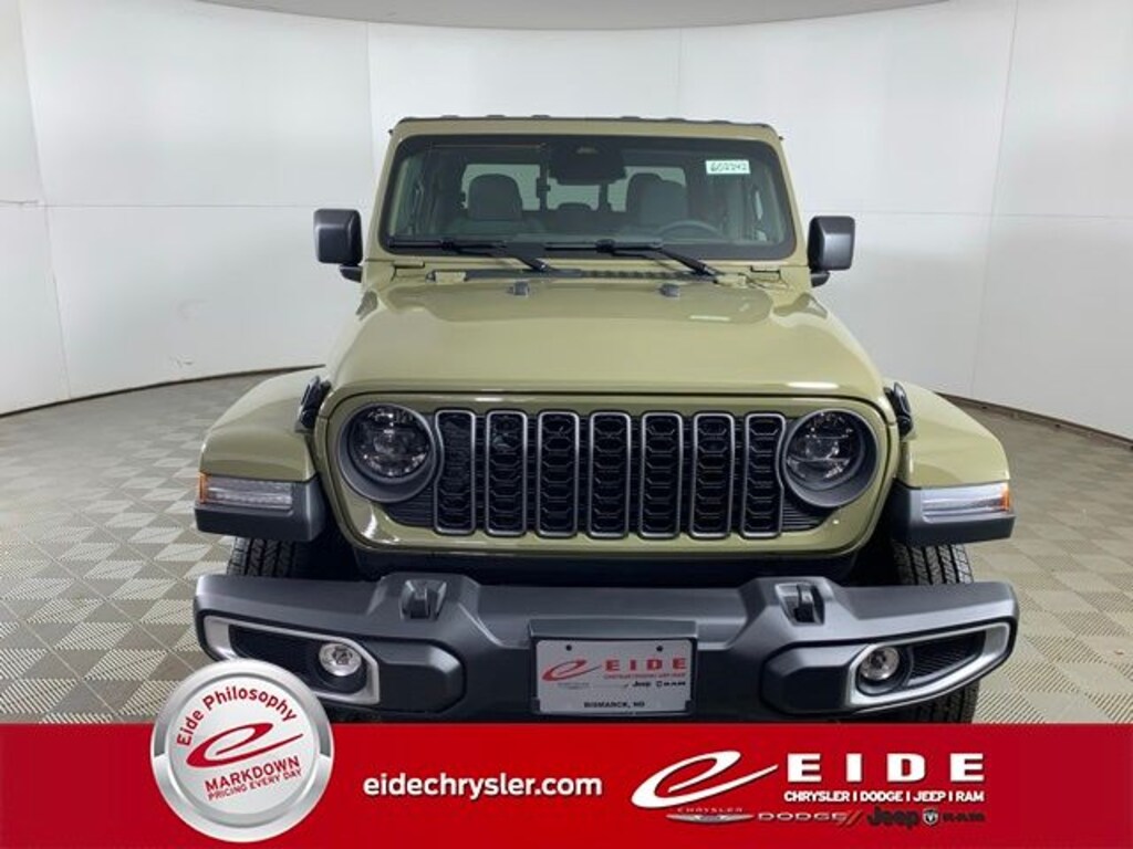 New 2026 Jeep Gladiator SPORT S 4X4 Pickup