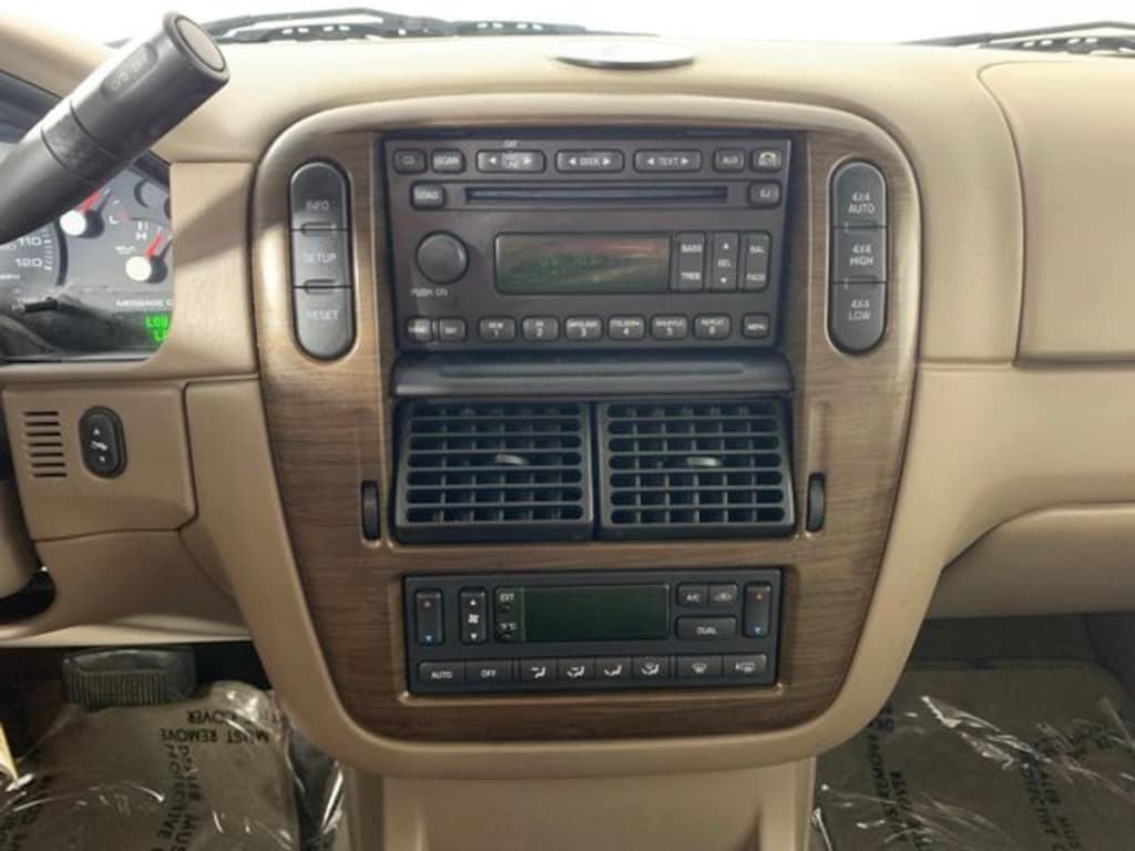 Used 2005 Ford Explorer Eddie Bauer 4.0L SUV