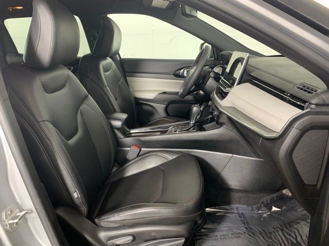 2025 Jeep Compass Limited - Photo 23