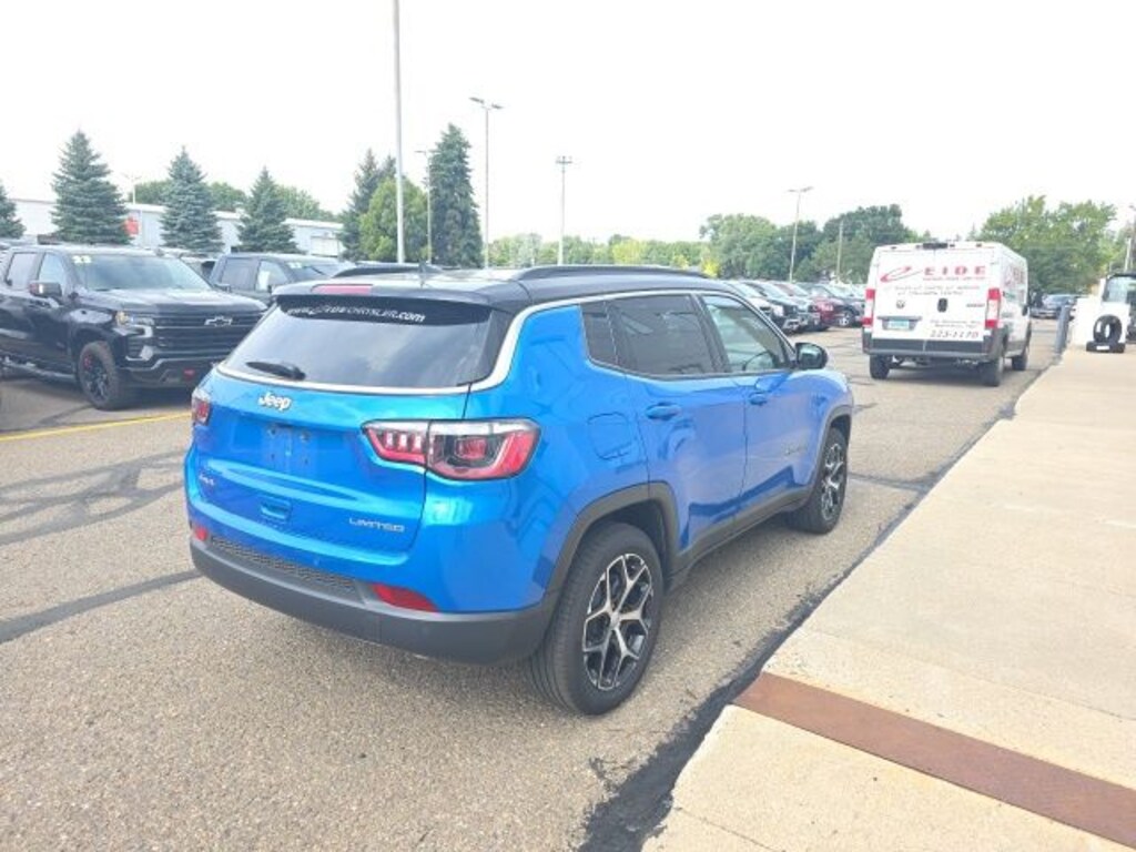 Used 2024 Jeep Compass Limited SUV