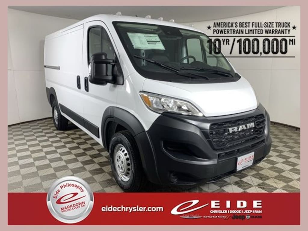 New 2026 Ram ProMaster PROMASTER 1500 TRADESMAN CARGO VAN LOW ROOF 136' W Cargo Van