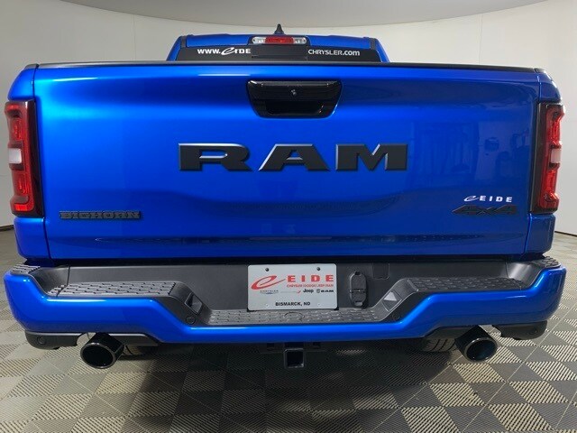 2025 Ram 1500 Big Horn Night Edition photo 3