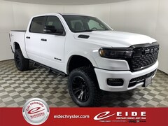 2026 Ram 1500 BIG HORN CREW CAB 4X4 5'7 BOX Pickup