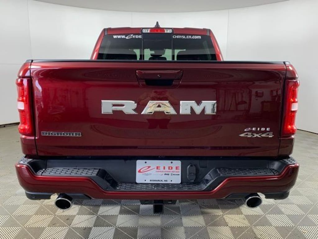 New 2026 Ram 1500 BIG HORN CREW CAB 4X4 5'7 BOX Pickup