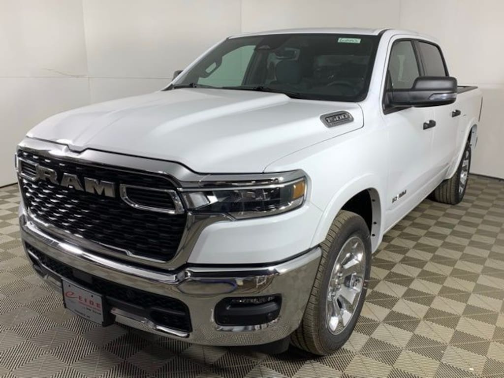 New 2026 Ram 1500 BIG HORN CREW CAB 4X4 5'7 BOX Pickup