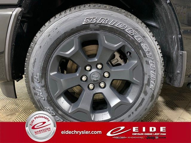 2026 RAM 1500 Express - Photo 8