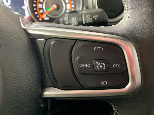 2023 Jeep Wrangler 4-Door Sahara - Photo 20