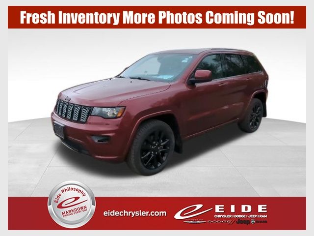 2018 Jeep Grand Cherokee Altitude 4WD's photo