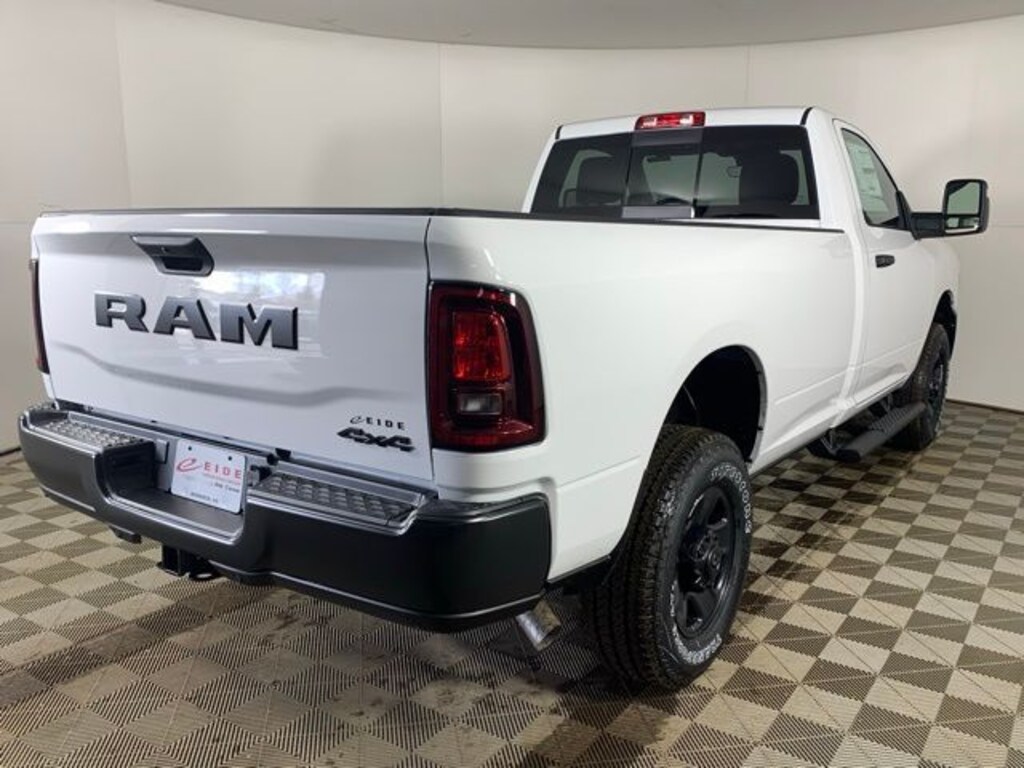 New 2026 Ram 2500 TRADESMAN REGULAR CAB 4X4 8' BOX Pickup