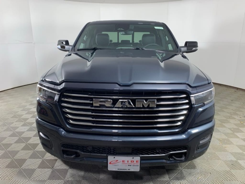 New 2026 Ram 1500 LARAMIE CREW CAB 4X4 5'7 BOX Pickup