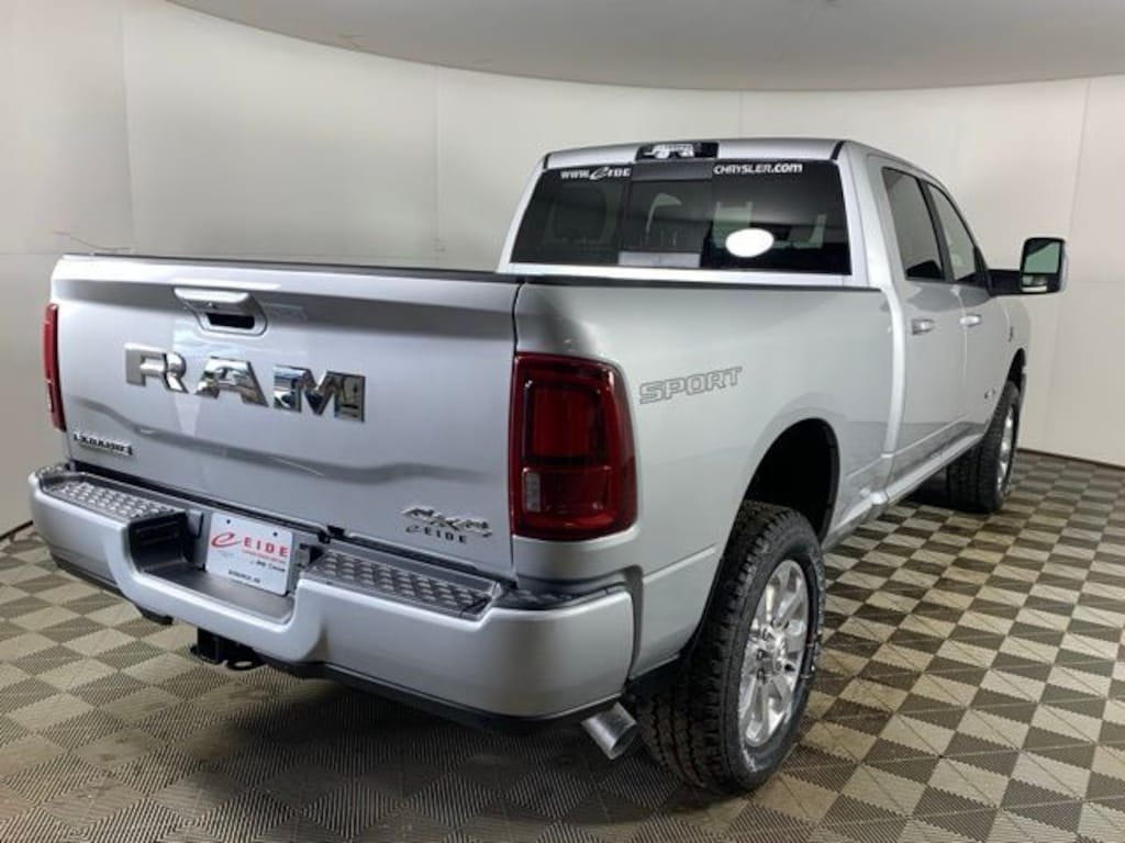 New 2026 Ram 2500 LARAMIE CREW CAB 4X4 6'4 BOX Pickup