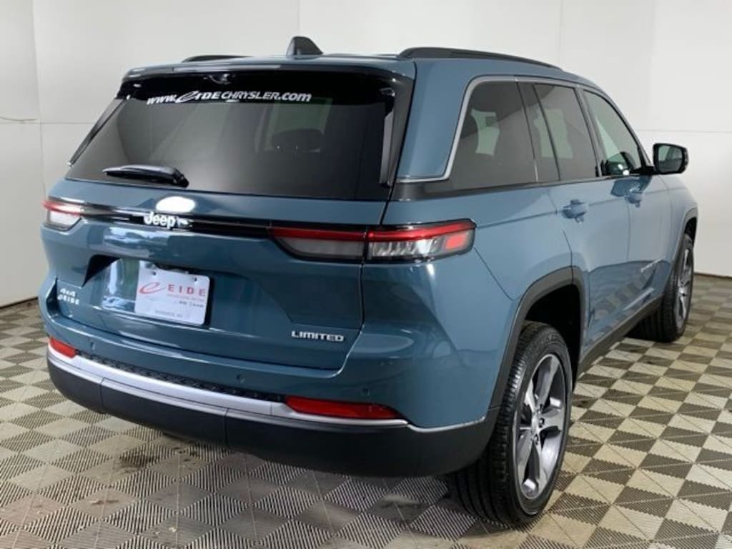 New 2026 Jeep Grand Cherokee LIMITED 4X4 Sport Utility