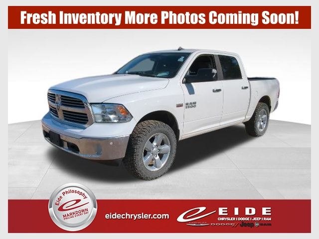 2017 RAM 1500 Big Horn 4x4 Crew Cab 5'7's photo