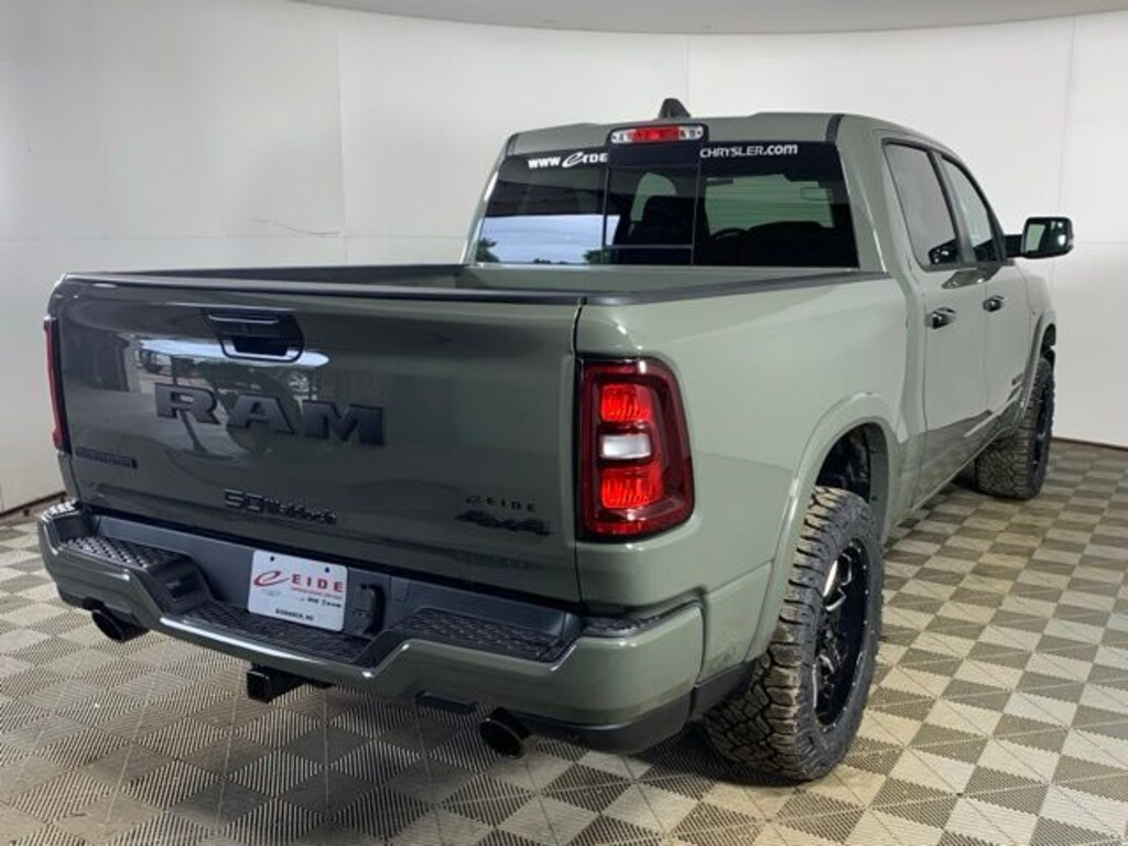 New 2026 Ram 1500 BIG HORN CREW CAB 4X4 5'7 BOX Pickup